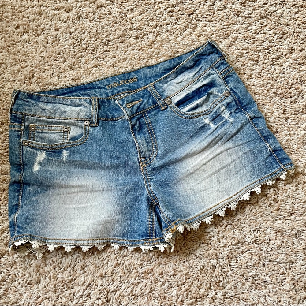 Stretch denim shorts
